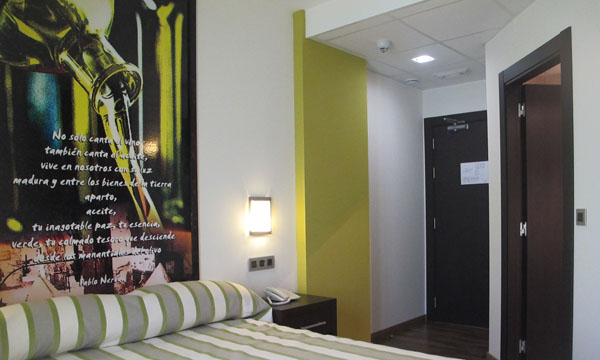 Alojamientos Hostal Aznait�n en Baeza